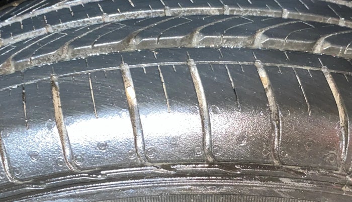 2022 Tata PUNCH ACCOMPLISHED MT CAMO EDITION, Petrol, Manual, 5,550 km, Right Rear Tyre Tread