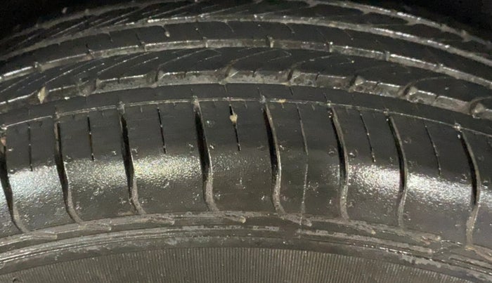 2022 Tata PUNCH ACCOMPLISHED MT CAMO EDITION, Petrol, Manual, 5,550 km, Left Rear Tyre Tread