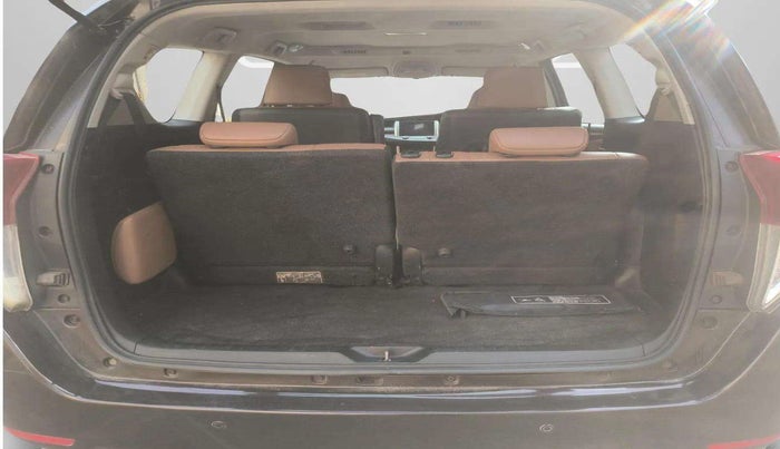 2017 Toyota Innova Crysta 2.8 ZX AT 7 STR, Diesel, Automatic, 68,460 km, Boot Inside