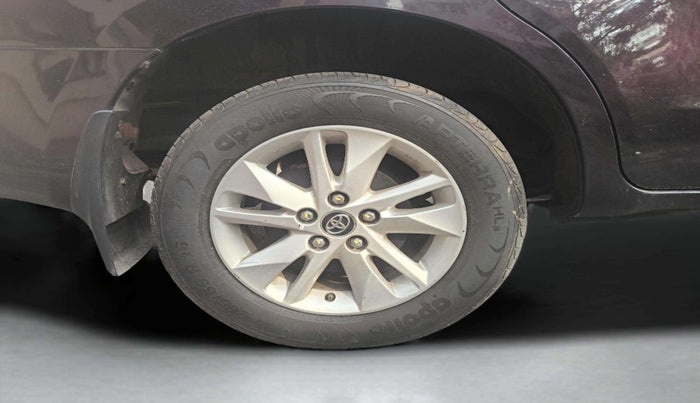 2017 Toyota Innova Crysta 2.8 ZX AT 7 STR, Diesel, Automatic, 68,460 km, Right Rear Wheel