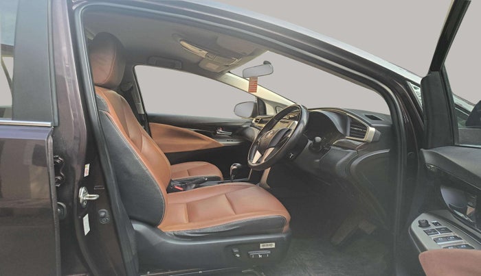 2017 Toyota Innova Crysta 2.8 ZX AT 7 STR, Diesel, Automatic, 68,460 km, Right Side Front Door Cabin