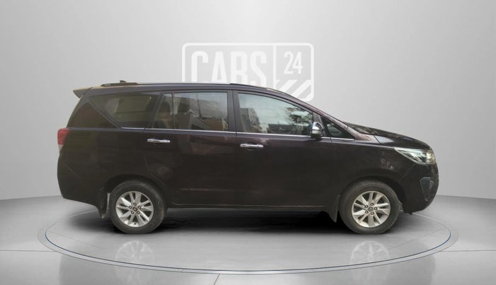 2017 Toyota Innova Crysta 2.8 ZX AT 7 STR, Diesel, Automatic, 68,460 km, Right Side View