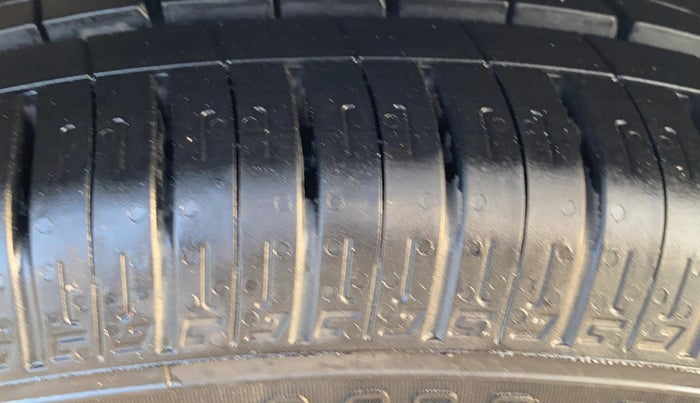 2023 Hyundai NEW I20 SPORTZ 1.2 MT, Petrol, Manual, 48,674 km, Right Front Tyre Tread