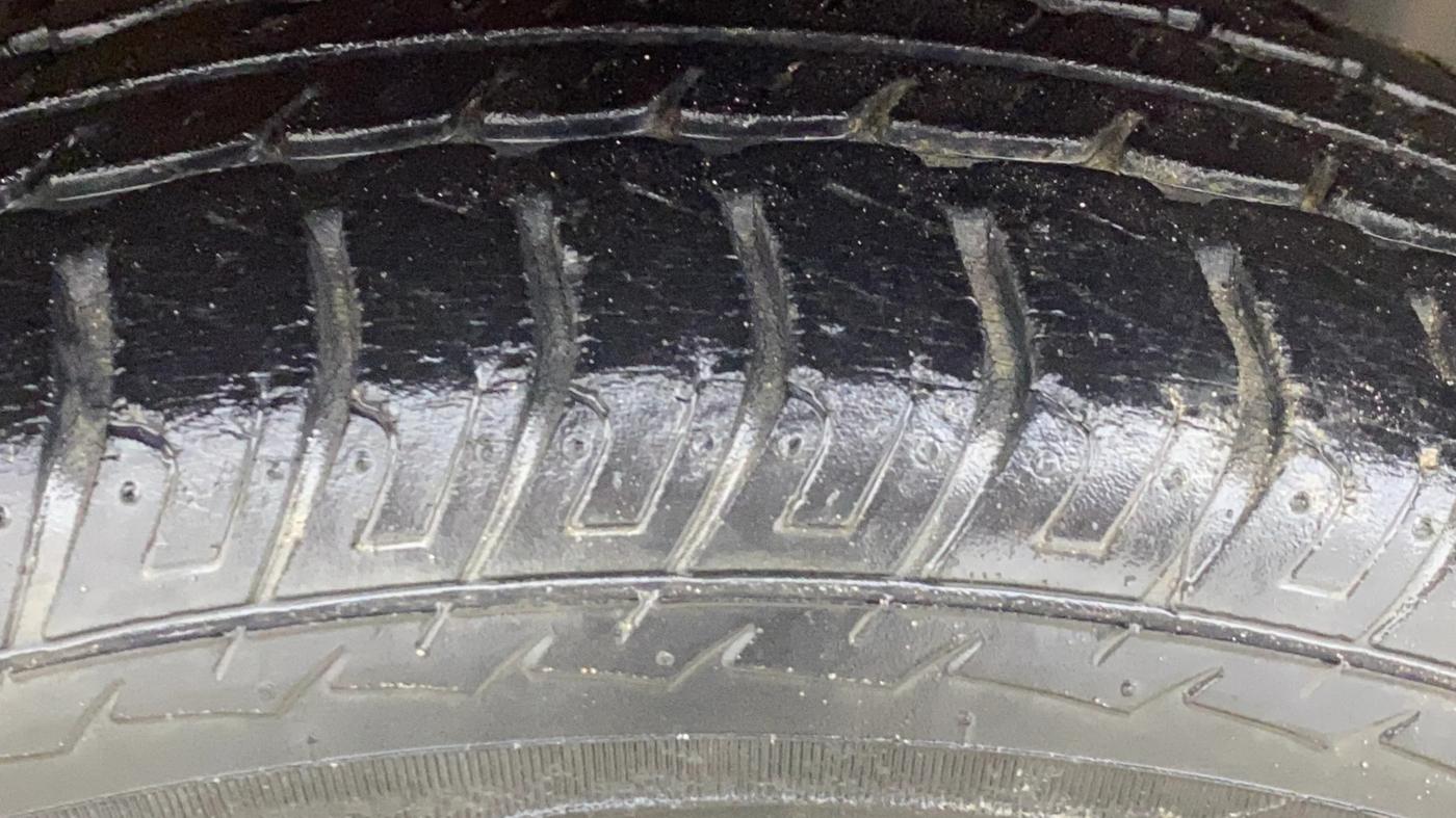 2018 Datsun Go T, Petrol, Manual, 22,014 km, Right Front Tyre Tread