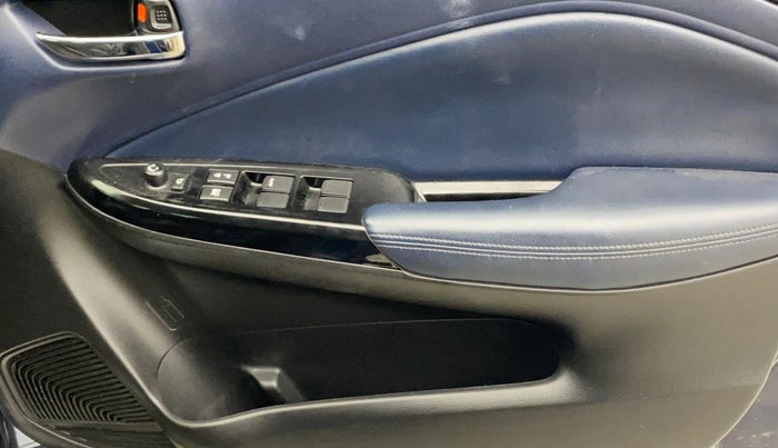2022 Maruti Baleno ALPHA PETROL 1.2, Petrol, Manual, 57,042 km, Driver Side Door Panels Control