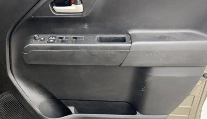 2022 Maruti New Wagon-R ZXI PLUS 1.2, Petrol, Manual, 13,019 km, Driver Side Door Panels Control