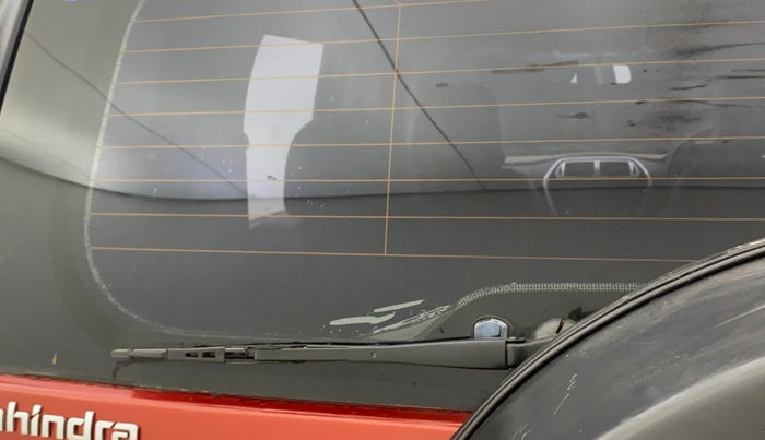 2015 Mahindra TUV300 T8, Diesel, Manual, 88,311 km, Rear Wiper