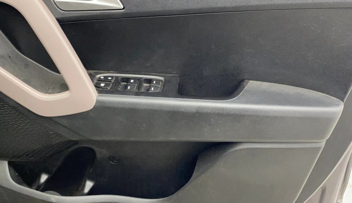 2019 Hyundai Creta SX AT 1.6 PETROL, Petrol, Automatic, 34,819 km, Driver Side Door Panels Control