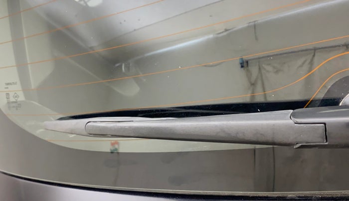 2021 Maruti XL6 ZETA MT, Petrol, Manual, 1,02,876 km, Rear Wiper