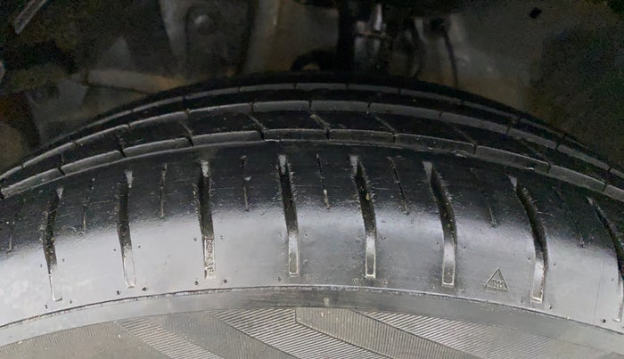 2018 Honda WR-V 1.5L I-DTEC VX MT, Diesel, Manual, 1,23,279 km, Left Front Tyre Tread
