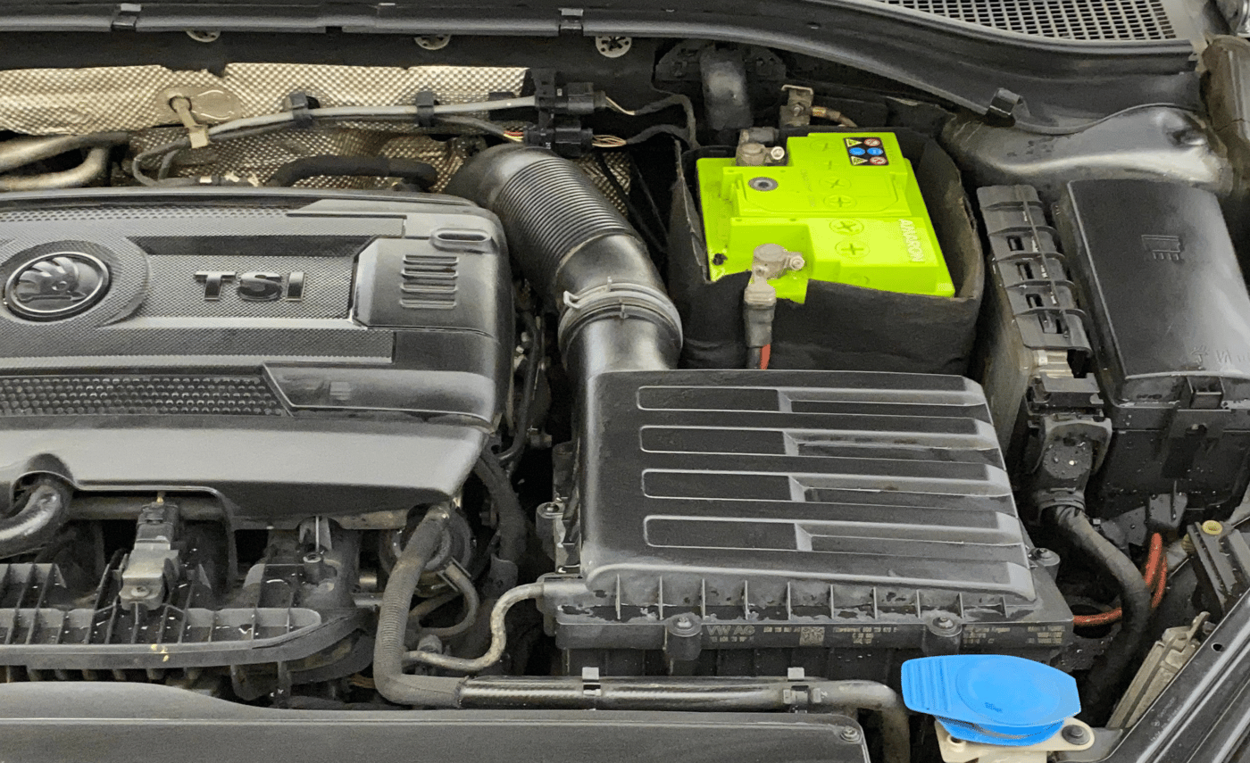2016 Skoda Superb L&K 1.8 TSI AT, Petrol, Automatic, 51,905 km, Engine View - Left