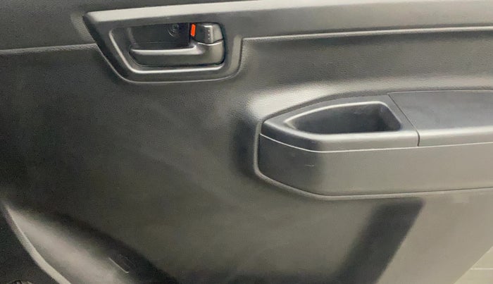 2022 Maruti S PRESSO VXI+, Petrol, Manual, 17,298 km, Driver Side Door Panels Control