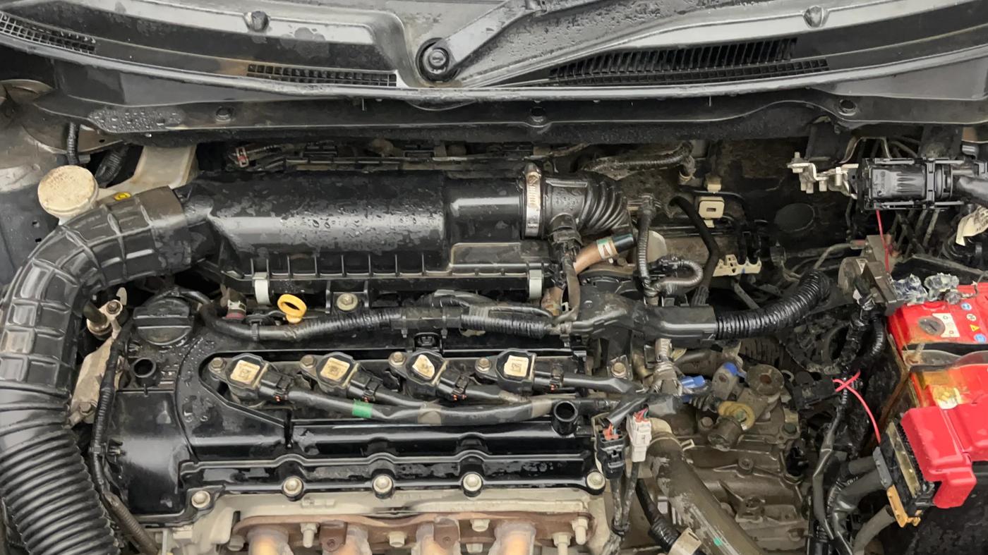 2020 Maruti Swift LXI, Petrol, Manual, 77,176 km, Engine View