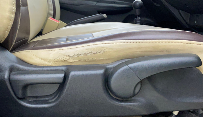 2016 Honda Jazz 1.2L I-VTEC S, Petrol, Manual, 37,936 km, Driver Side Adjustment Panel