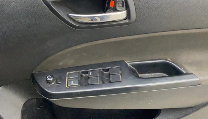 2015 Maruti Swift VXI, Petrol, Manual, 76,873 km, Driver Side Door Panels Control