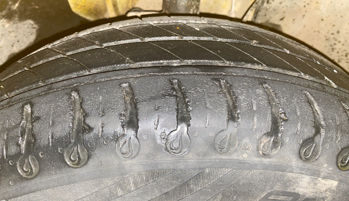 2020 Tata Tiago XE PETROL, Petrol, Manual, 26,908 km, Left Rear Tyre Tread