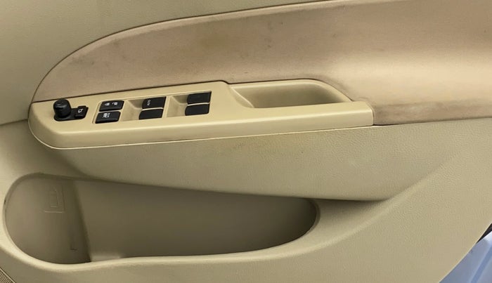 2016 Maruti Swift Dzire VXI, Petrol, Manual, 85,607 km, Driver Side Door Panels Control