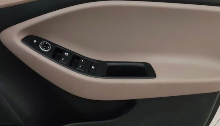 2018 Hyundai Elite i20 SPORTZ 1.2, Petrol, Manual, 57,731 km, Driver Side Door Panels Control