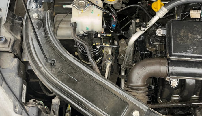 2024 Renault Kiger RXT (O) AMT, Petrol, Automatic, 8,350 km, Engine View - Right