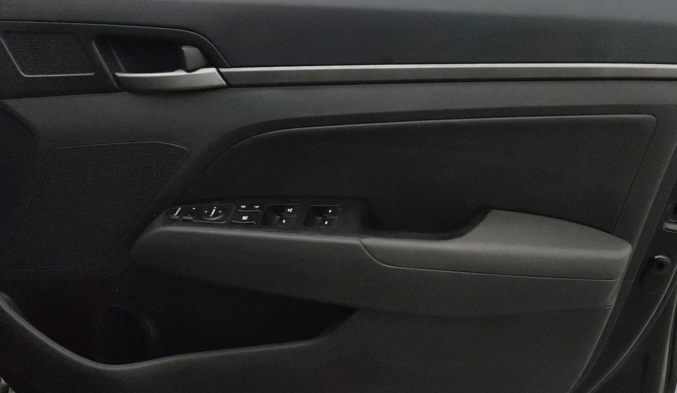 2017 Hyundai New Elantra 2.0 SX(O) AT PETROL, Petrol, Automatic, 93,662 km, Driver Side Door Panels Control