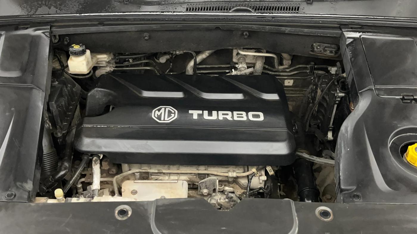 2021 MG HECTOR PLUS SUPER 1.5 PETROL TURBO HYBRID MT 7-STR, Petrol, Manual, 91,637 km, Engine View