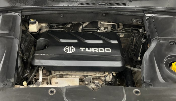2021 MG HECTOR PLUS SUPER 1.5 PETROL TURBO HYBRID MT 7-STR, Petrol, Manual, 91,637 km, Engine View