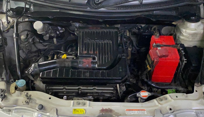 2013 Maruti Swift VXI, Petrol, Manual, 1,06,648 km, Engine View