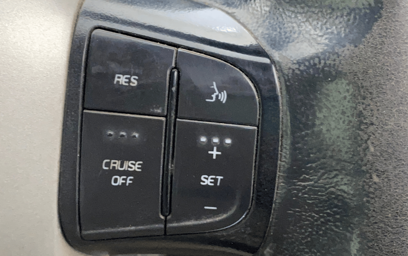 2016 Mahindra XUV500 W10 AT, Diesel, Automatic, 1,11,214 km, Adaptive Cruise Control