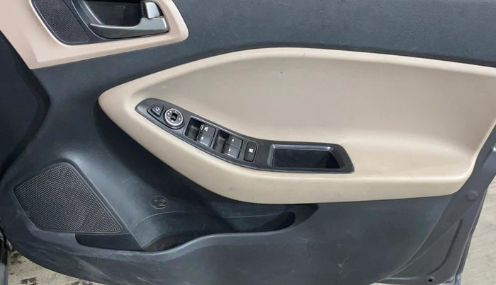 2017 Hyundai Elite i20 ASTA 1.2 (O), Petrol, Manual, 59,511 km, Driver Side Door Panels Control