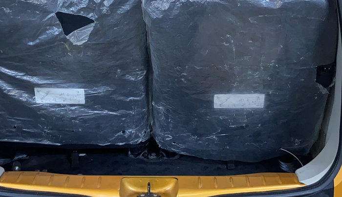 2021 Renault TRIBER RXZ AMT, Petrol, Automatic, 19,077 km, Boot Inside