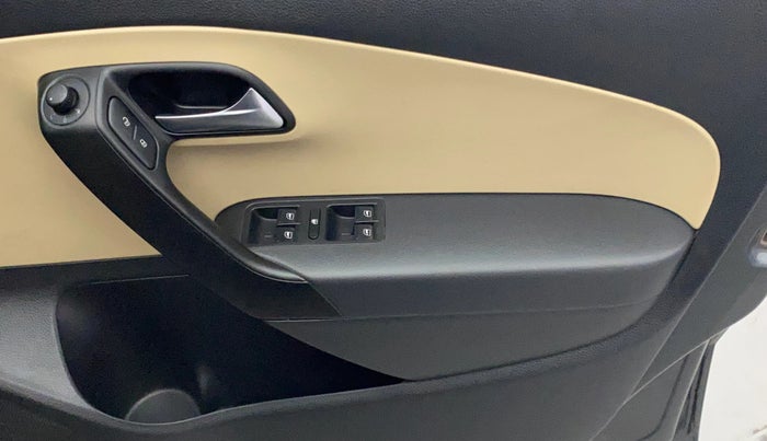 2017 Volkswagen Ameo COMFORTLINE 1.2L, Petrol, Manual, 19,495 km, Driver Side Door Panels Control