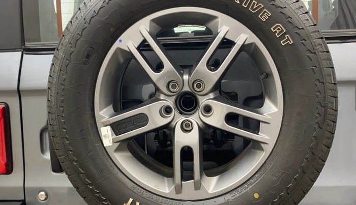 2021 Mahindra Thar LX PETROL HT 4WD AT, Petrol, Automatic, 35,823 km, Spare Tyre