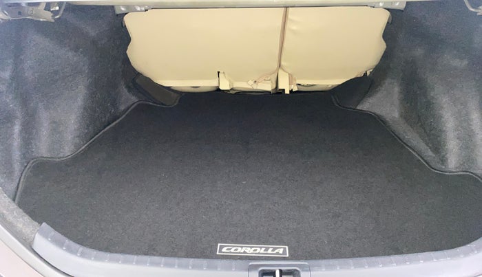 2017 Toyota Corolla Altis G CVT PETROL, Petrol, Automatic, 26,928 km, Boot Inside