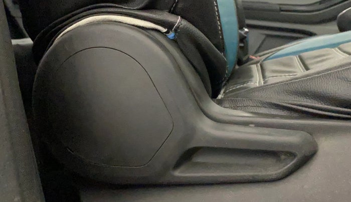 2020 Tata Tiago XT PETROL, Petrol, Manual, 51,555 km, Driver Side Adjustment Panel