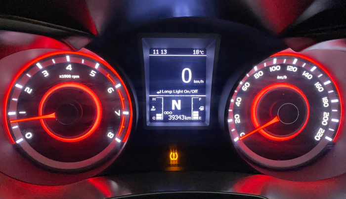 2022 Mahindra XUV300 W8 (O) 1.2 PETROL AMT, Petrol, Automatic, 39,378 km, Odometer Image