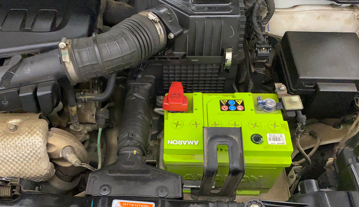 2022 Mahindra XUV300 W8 (O) 1.2 PETROL AMT, Petrol, Automatic, 39,378 km, Engine View - Left