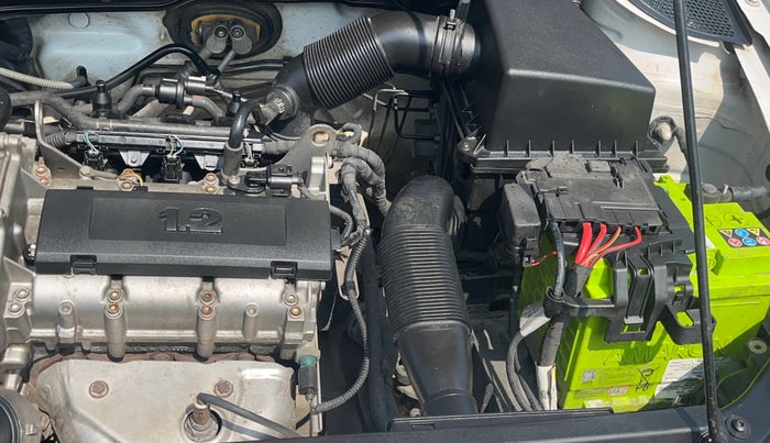 2014 Volkswagen Polo HIGHLINE1.2L, Petrol, Manual, 66,814 km, Engine View - Left