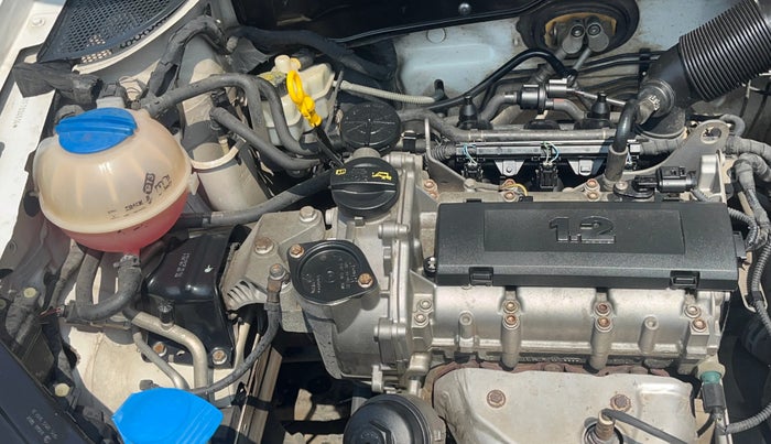 2014 Volkswagen Polo HIGHLINE1.2L, Petrol, Manual, 66,814 km, Engine View - Right