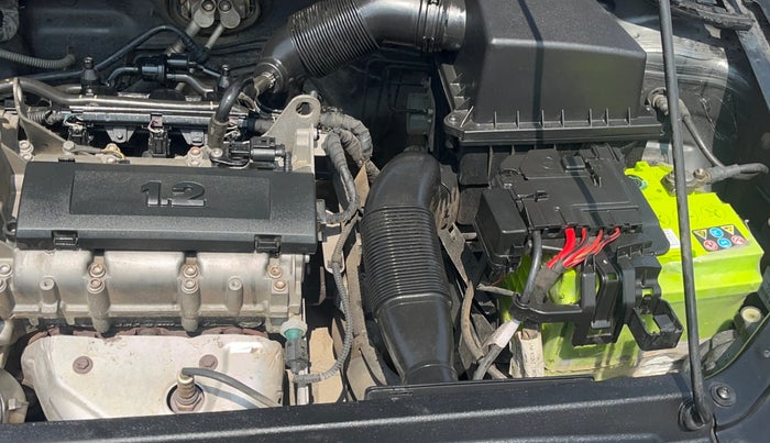 2015 Volkswagen Polo HIGHLINE1.2L, Petrol, Manual, 94,479 km, Engine View - Left