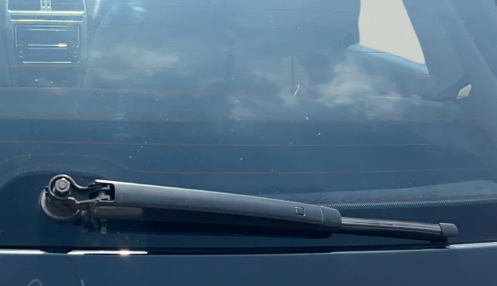 2015 Volkswagen Polo HIGHLINE1.2L, Petrol, Manual, 94,479 km, Rear Wiper