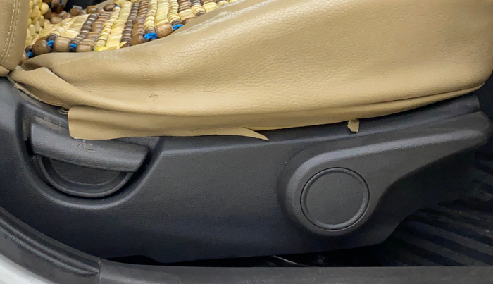 2017 Hyundai Grand i10 ASTA 1.2 KAPPA VTVT, Petrol, Manual, 43,426 km, Driver Side Adjustment Panel