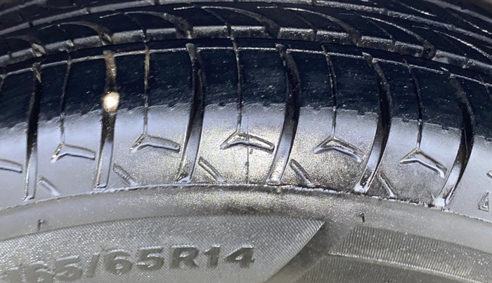 2017 Hyundai Grand i10 ASTA 1.2 KAPPA VTVT, Petrol, Manual, 43,426 km, Left Front Tyre Tread