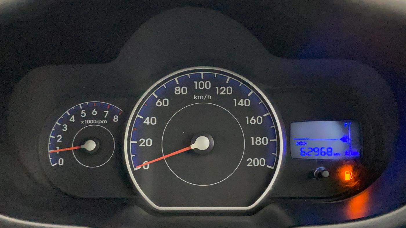 2015 Hyundai i10 SPORTZ 1.2, Petrol, Manual, 62,918 km, Odometer Image