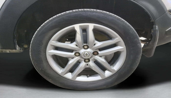 2021 Renault TRIBER RXZ AMT, Petrol, Automatic, 41,421 km, Left Rear Wheel