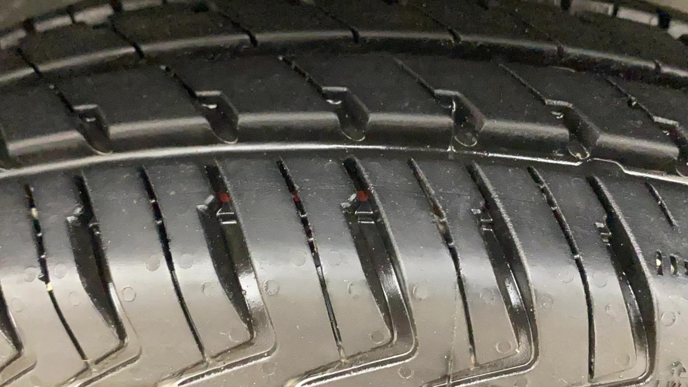 2025 Maruti Alto K10 VXi Plus (O), Petrol, Manual, 553 km, Right Front Tyre Tread