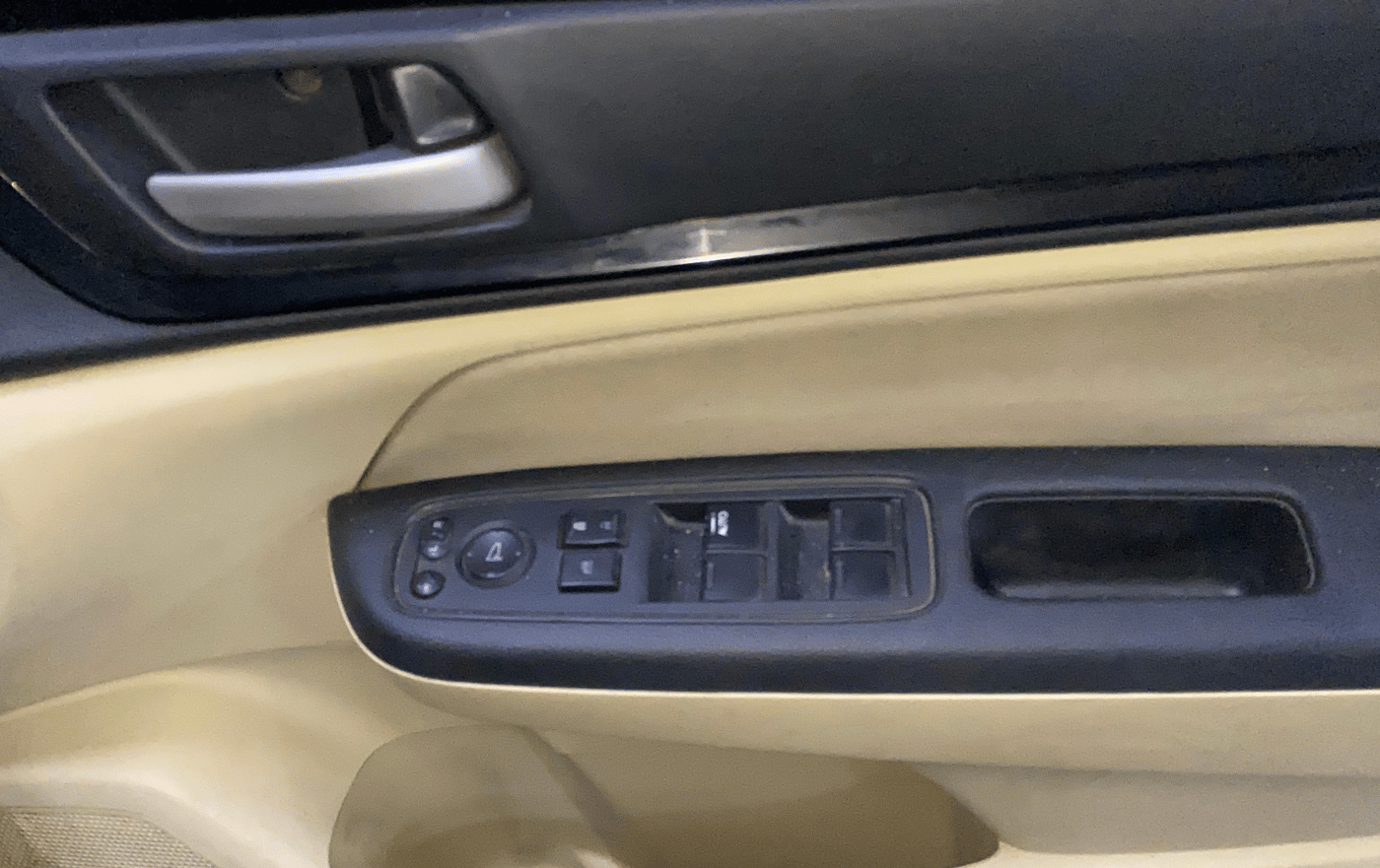 2021 Honda Amaze 1.5L I-DTEC VX, Diesel, Manual, 57,109 km, Driver Side Door Panels Control