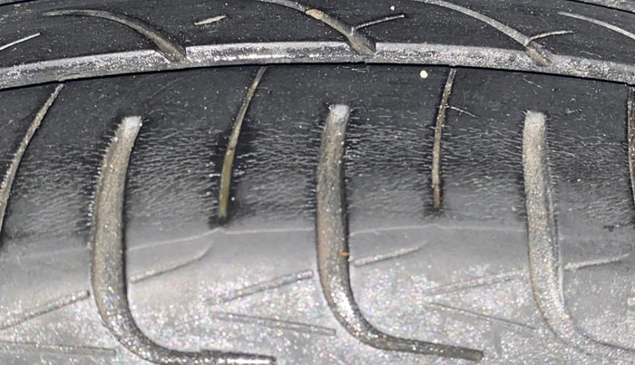 2021 Honda Amaze 1.5L I-DTEC VX, Diesel, Manual, 57,109 km, Right Rear Tyre Tread