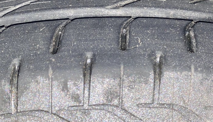 2021 Honda Amaze 1.5L I-DTEC VX, Diesel, Manual, 57,109 km, Left Front Tyre Tread