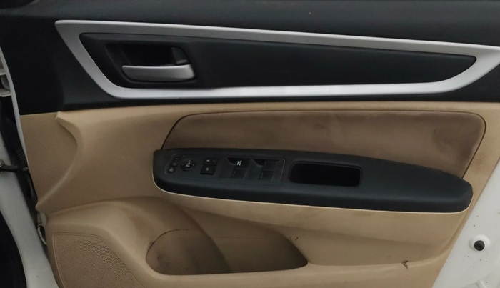 2022 Honda Amaze 1.2L I-VTEC VX CVT, Petrol, Automatic, 92,001 km, Driver Side Door Panels Control