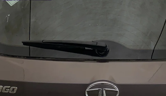 2018 Tata Tiago XZ PETROL, CNG, Manual, 1,01,033 km, Rear Wiper